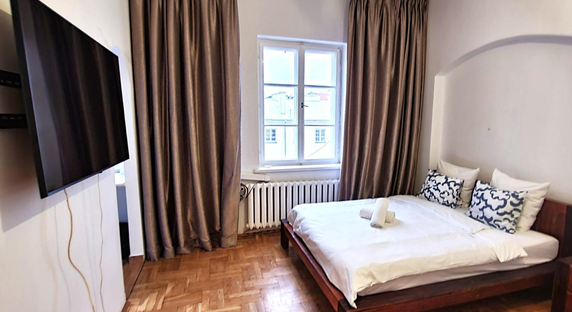 Art Dreams Apartament Chmielna 5 Varsavia Esterno foto